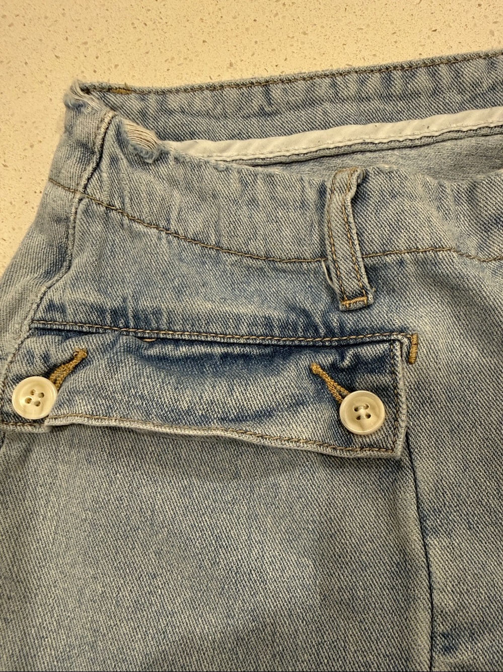 Cider Light Blue High-Rise Balloon Jeans with Buttoned Front Pockets - Picture 7 of 12